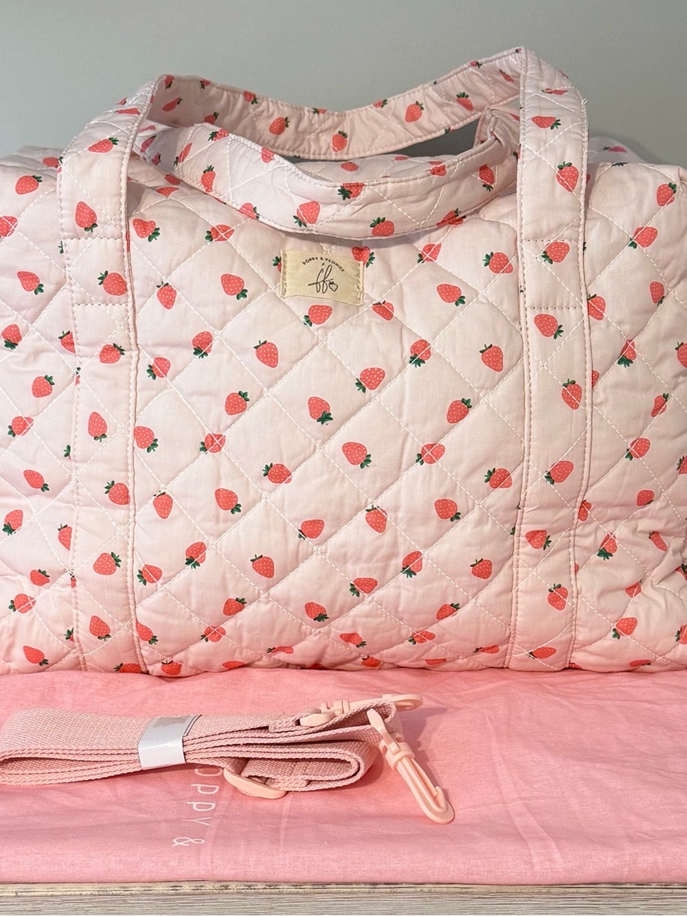 Poppy & Peonies Strawberry Road Tripper